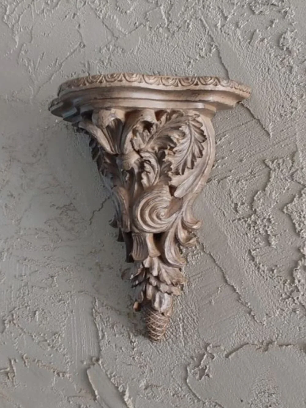 Acanthus Leaf Resin Wall Shelve 18